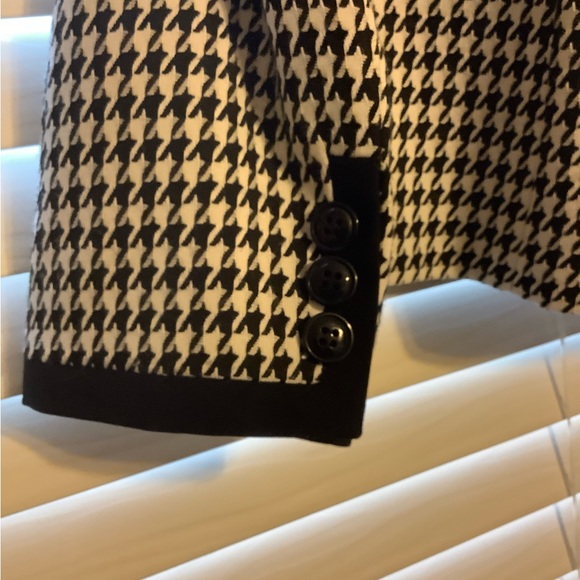 Nipon Boutique Blazer - Picture 4 of 11